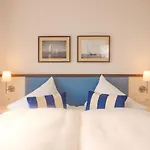 Miramar Hotel 2*